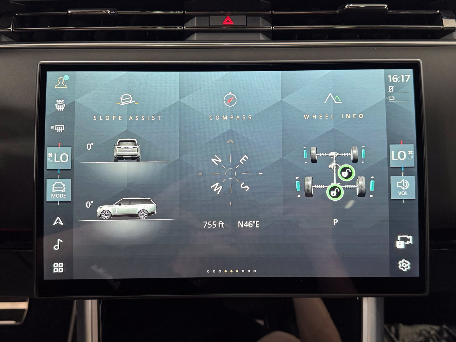 New 2026 Land Rover Range Rover SE AWD/4WD image 25