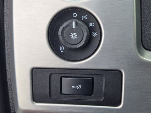 Used 2014 Ford F150 Platinum image 20