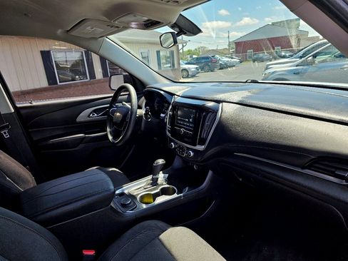 Used 2019 Chevrolet Traverse LS FWD image 20