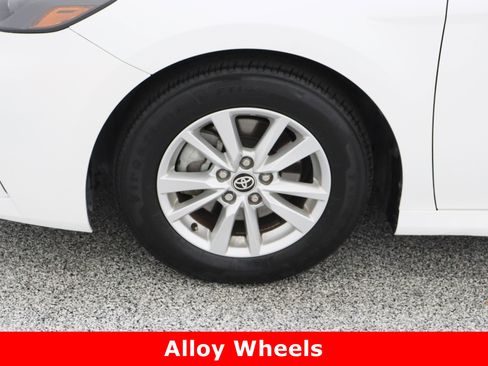 Used 2025 Toyota Camry LE FWD image 10