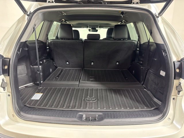 Used 2018 Toyota Highlander Limited AWD/4WD image 22