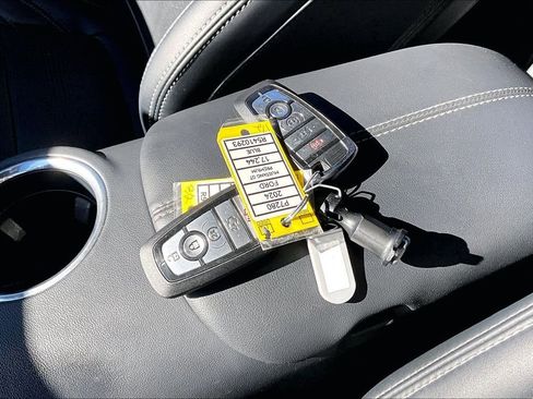 Used 2024 Ford Mustang GT Premium image 11