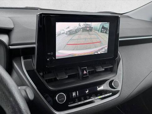 Used 2024 Toyota Corolla LE image 14