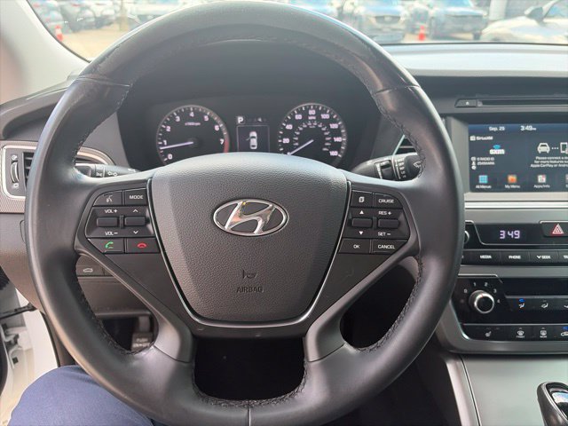 Used 2017 Hyundai Sonata Sport w/ Value Edition Package 02 FWD image 10