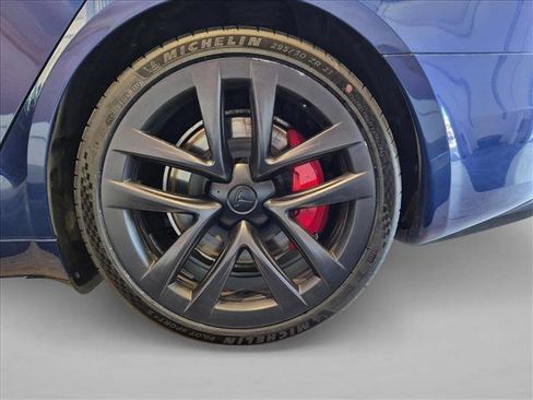 Used 2025 Tesla Model S Plaid AWD/4WD image 30