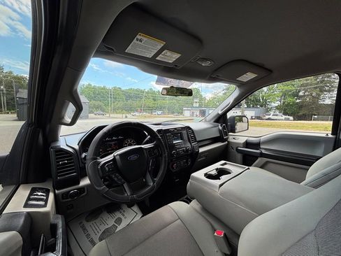 Used 2016 Ford F150 XL w/ Equipment Group 101A Mid AWD/4WD image 17