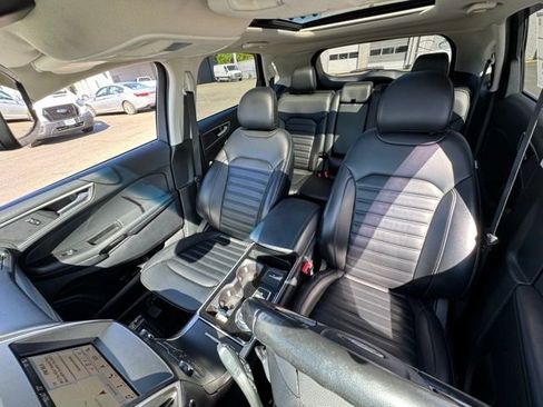 Certified 2019 Ford Edge SEL w/ Equipment Group 201A AWD/4WD image 15
