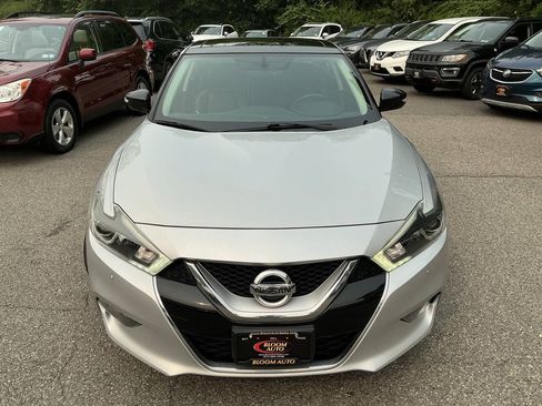 Used 2016 Nissan Maxima 3.5 SL w/ Interior Lighting Package FWD image 4