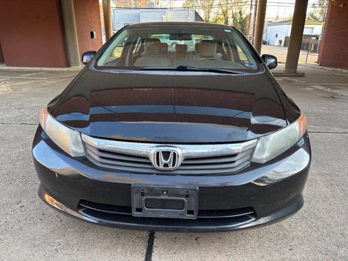 Used 2012 Honda Civic LX image 2
