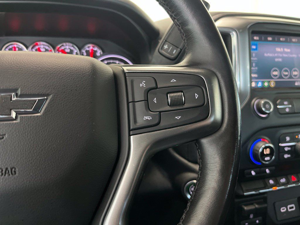 Used 2020 Chevrolet Silverado 1500 RST AWD/4WD image 7