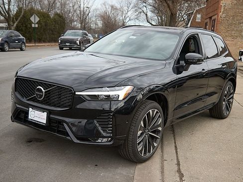 New 2026 Volvo XC60 B5 Ultra w/ Protection Package Premier image 6