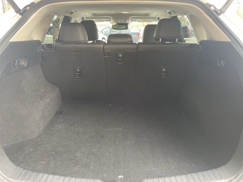 Used 2020 MAZDA CX-5 Touring image 19