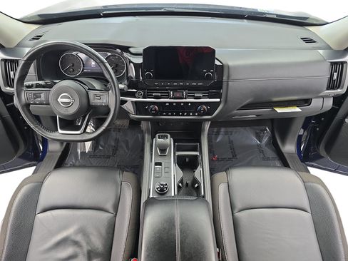 Certified 2023 Nissan Pathfinder SL AWD/4WD image 9