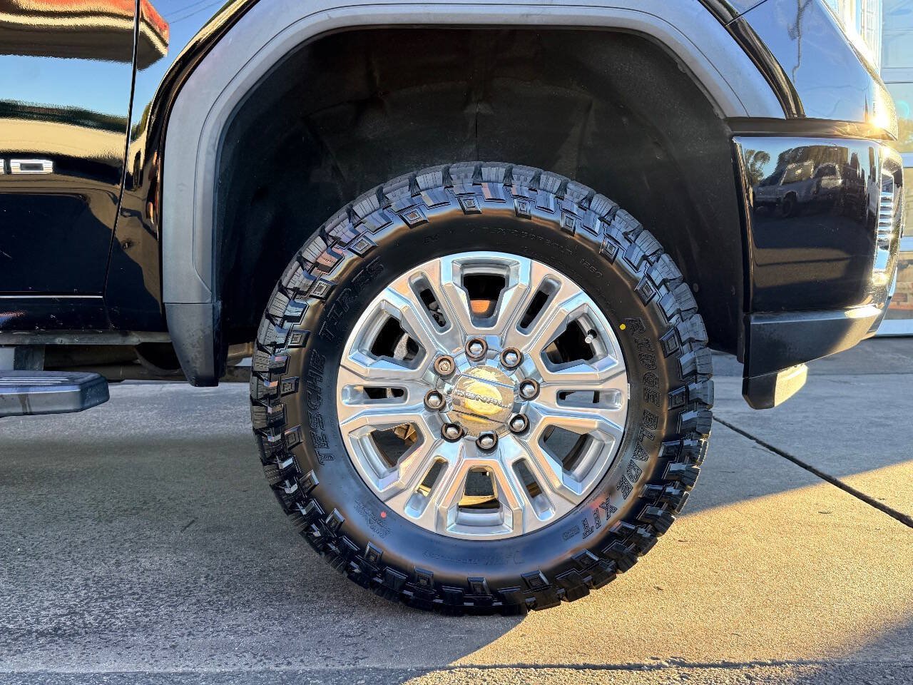 Used 2020 GMC Sierra 2500 Denali w/ Denali Ultimate Package AWD/4WD image 15