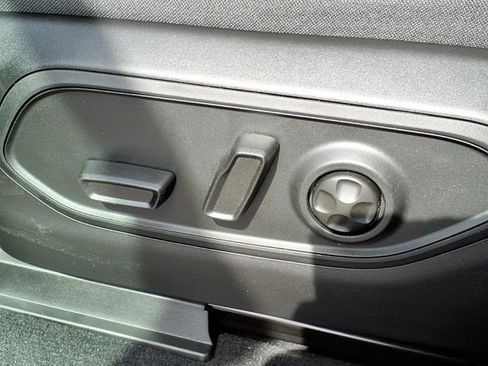 New 2026 Jeep Grand Cherokee L Limited AWD/4WD image 8