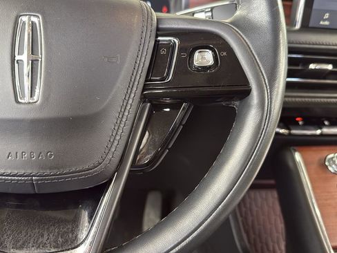 Used 2023 Lincoln Aviator Reserve w/ Equipment Group 201A image 16
