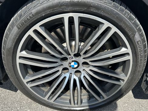 Used 2019 BMW 540i xDrive w/ M Sport Package AWD/4WD image 12