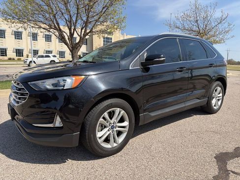 Used 2020 Ford Edge SEL w/ Convenience Package image 1