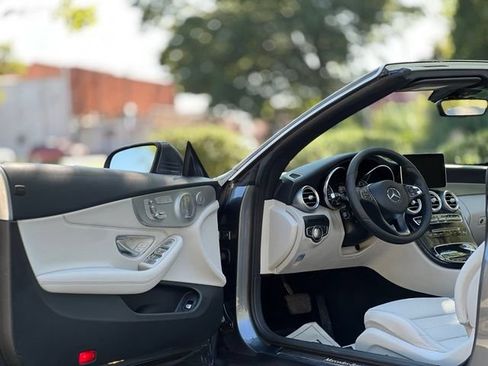 Used 2017 Mercedes-Benz C 300 4MATIC Cabriolet image 17