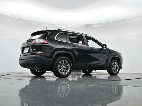Used 2021 Jeep Cherokee Latitude Lux w/ Sun & Sound Group AWD/4WD image 32