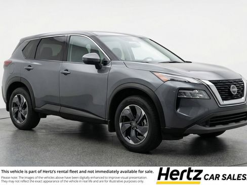 Used 2025 Nissan Rogue SV AWD/4WD image 1