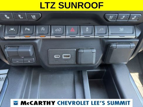 Used 2019 Chevrolet Silverado 1500 LTZ w/ LTZ Premium Package RWD image 10