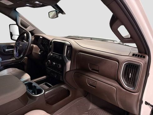 Certified 2023 Chevrolet Silverado 3500 LTZ w/ LTZ Convenience Package image 24