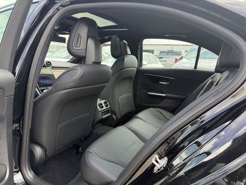 Certified 2025 Mercedes-Benz C 300 4MATIC Sedan image 17