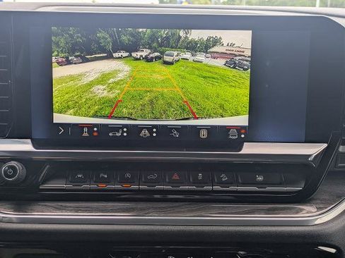 Certified 2024 Chevrolet Silverado 1500 LTZ AWD/4WD image 20