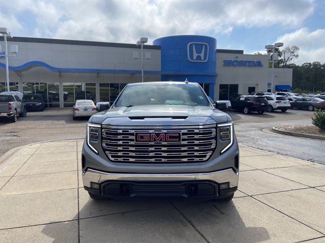 Used 2026 GMC Sierra 1500 SLT AWD/4WD image 4