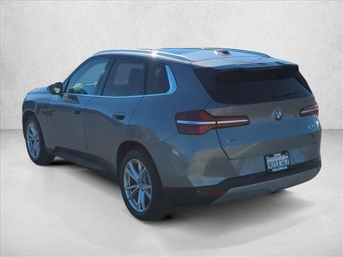 Used 2025 BMW X3 xDrive30i w/ Premium Package image 8