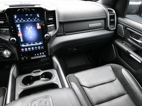 Used 2021 RAM 1500 Laramie image 37