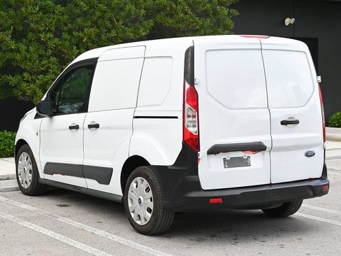 Used 2017 Ford Transit Connect XL FWD image 6