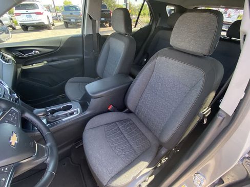 Used 2024 Chevrolet Equinox LT AWD/4WD image 11