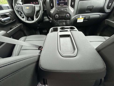 New 2026 Chevrolet Silverado 3500 W/T AWD/4WD image 11