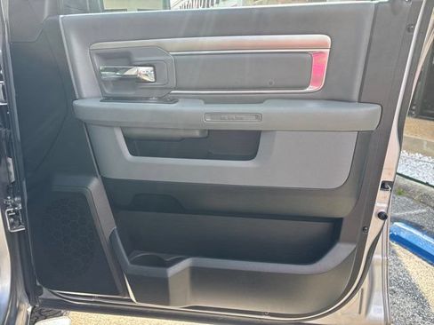Used 2019 RAM 1500 Big Horn RWD image 61