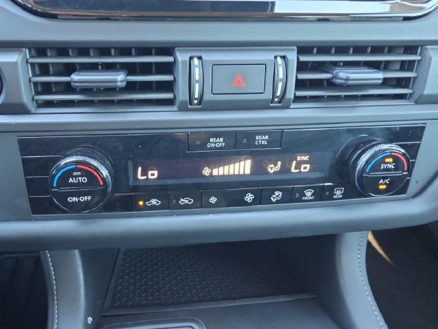 Used 2025 Nissan Pathfinder S FWD image 4
