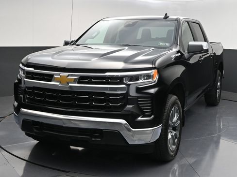 Used 2026 Chevrolet Silverado 1500 LT AWD/4WD image 3