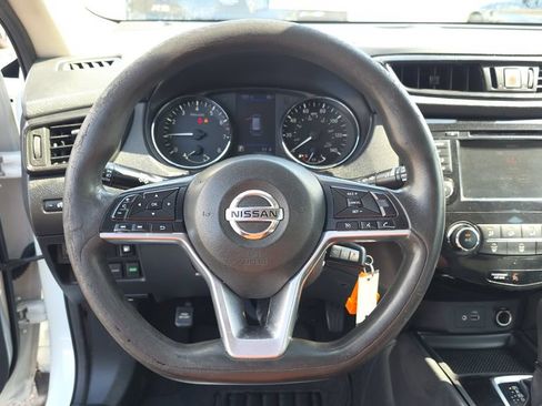 Used 2019 Nissan Rogue S FWD image 15