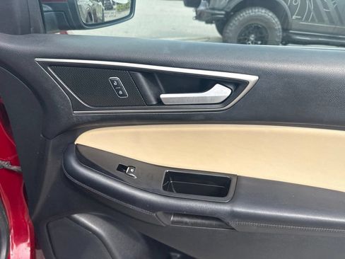 Used 2016 Ford Edge SEL w/ Equipment Group 201A FWD image 35