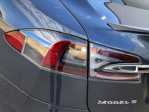 Used 2017 Tesla Model S P100D image 28