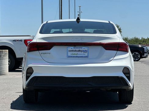 Used 2023 Kia Forte LXS FWD image 5