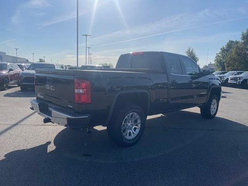 Used 2018 GMC Sierra 1500 SLE w/ SLE Value Package AWD/4WD image 7