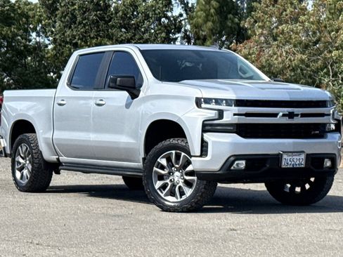Used 2019 Chevrolet Silverado 1500 RST AWD/4WD image 2