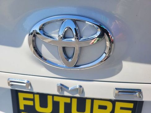 Used 2023 Toyota Camry XSE FWD image 10
