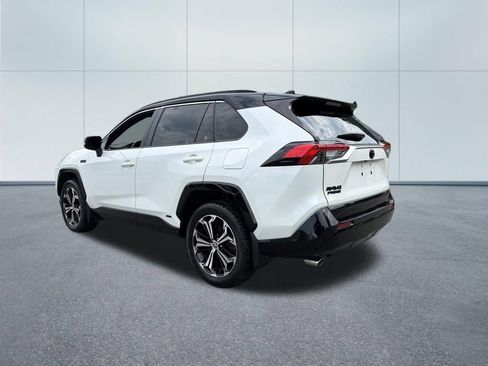 Used 2021 Toyota RAV4 XSE w/ Weather Package AWD/4WD image 7