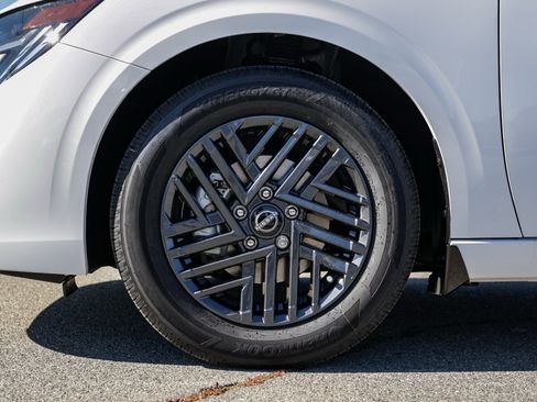 New 2026 Nissan Sentra SV image 11