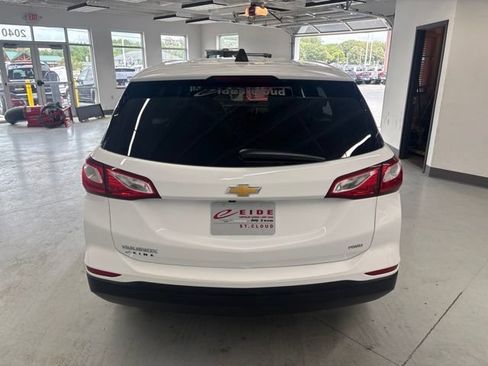 Used 2020 Chevrolet Equinox LS AWD/4WD image 8