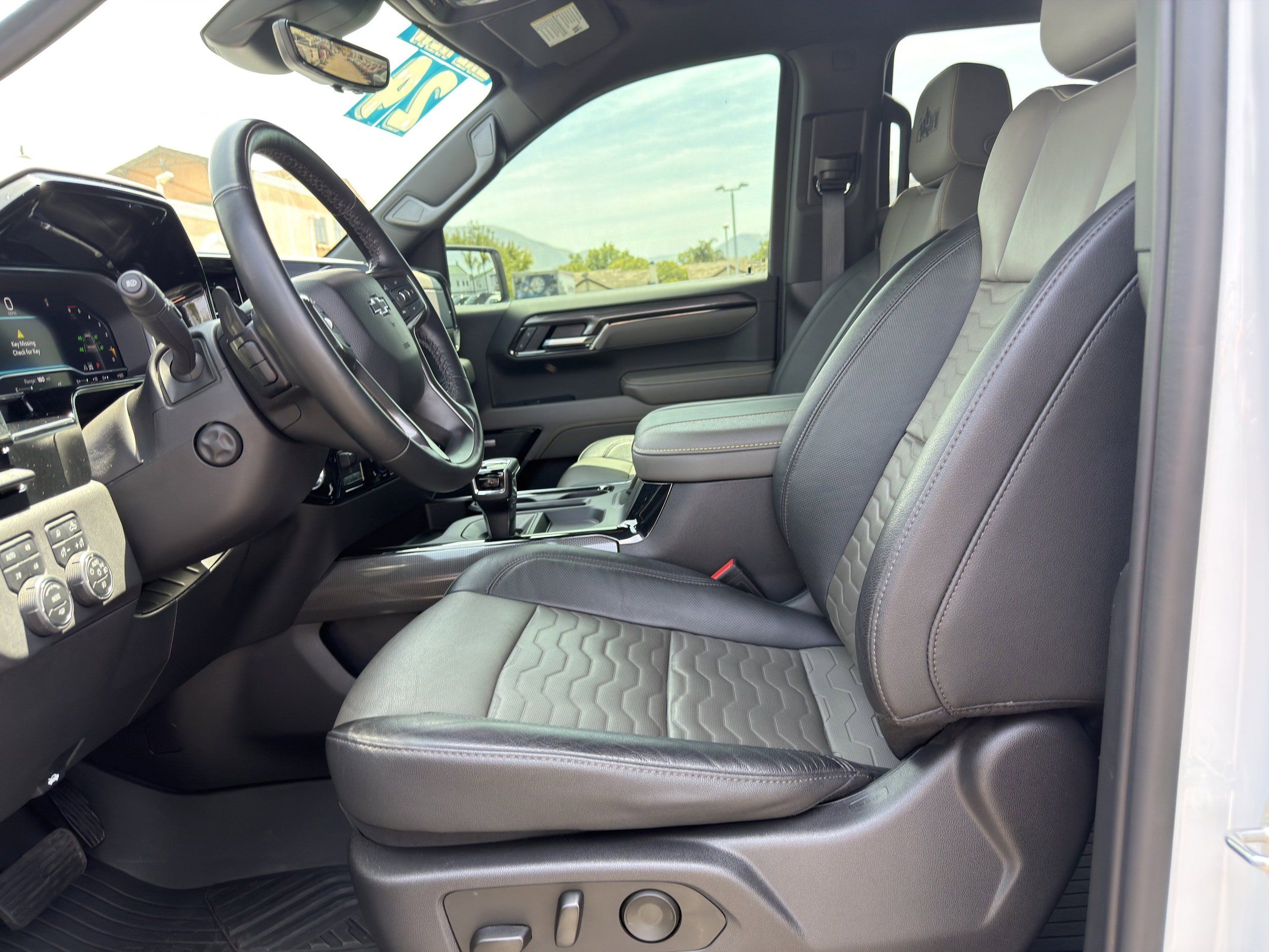 Used 2024 Chevrolet Silverado 1500 ZR2 w/ ZR2 Bison Edition AWD/4WD image 19