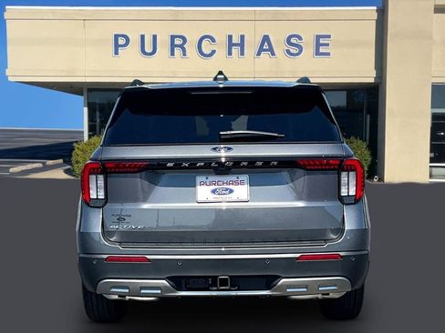 New 2026 Ford Explorer Active RWD image 4